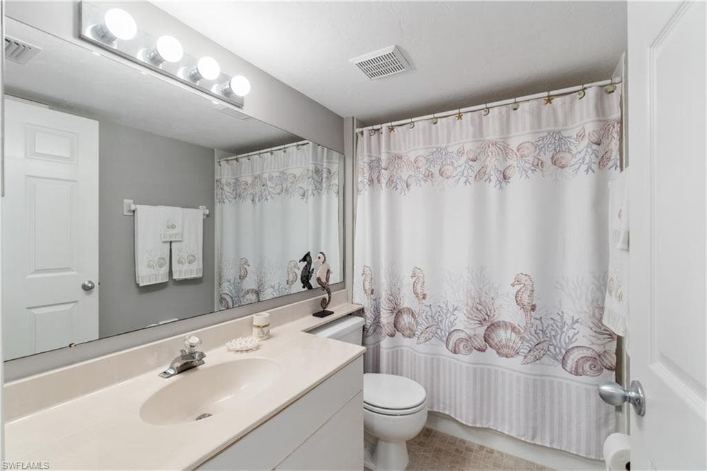 290 Naples Cove Dr 2103, Naples, FL 34110-17