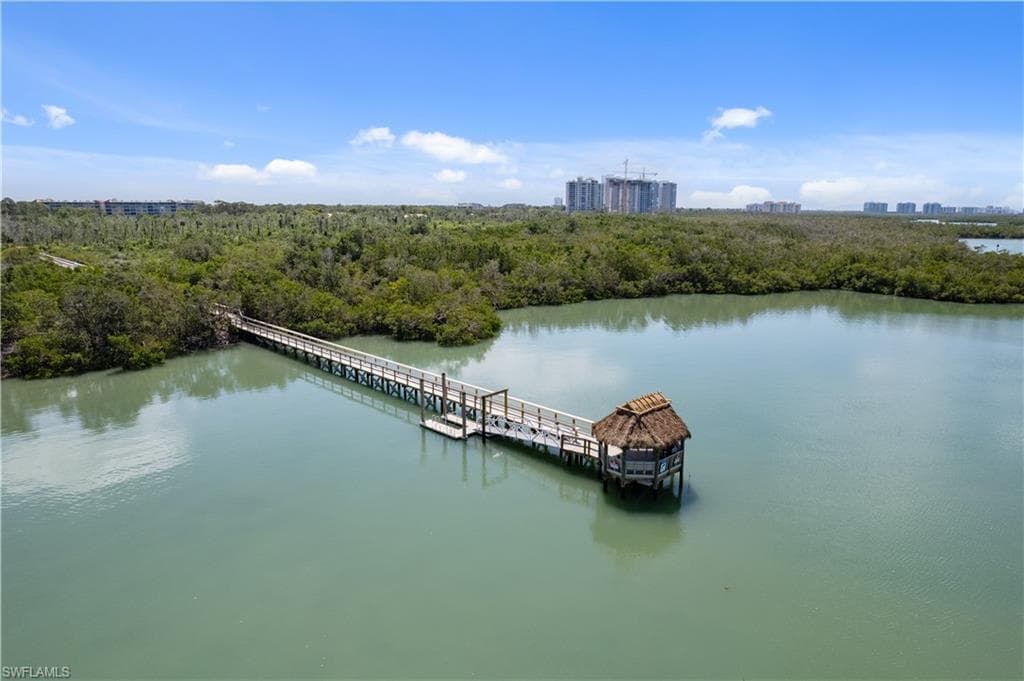 290 Naples Cove Dr 2103, Naples, FL 34110-23