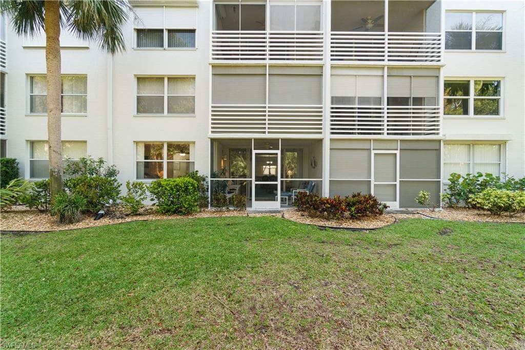 290 Naples Cove Dr 2103, Naples, FL 34110-2