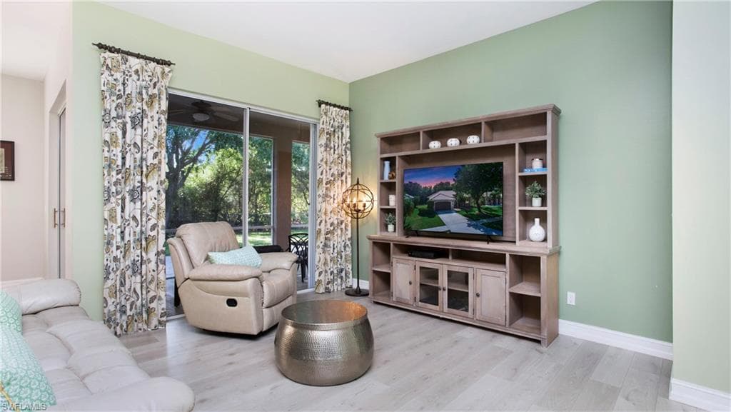 761 Grand Rapids Blvd, Naples, FL 34120-9