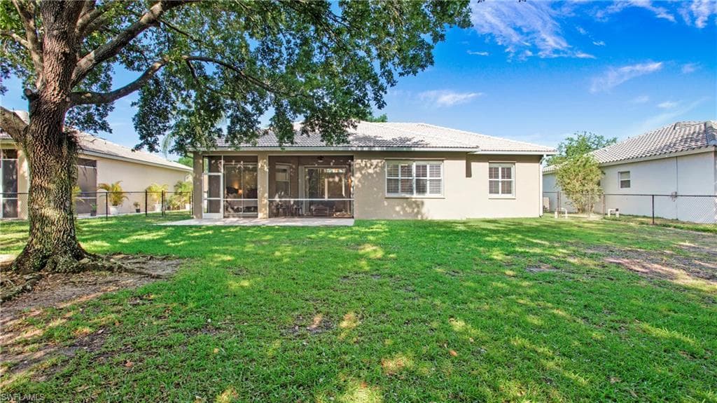 761 Grand Rapids Blvd, Naples, FL 34120-37