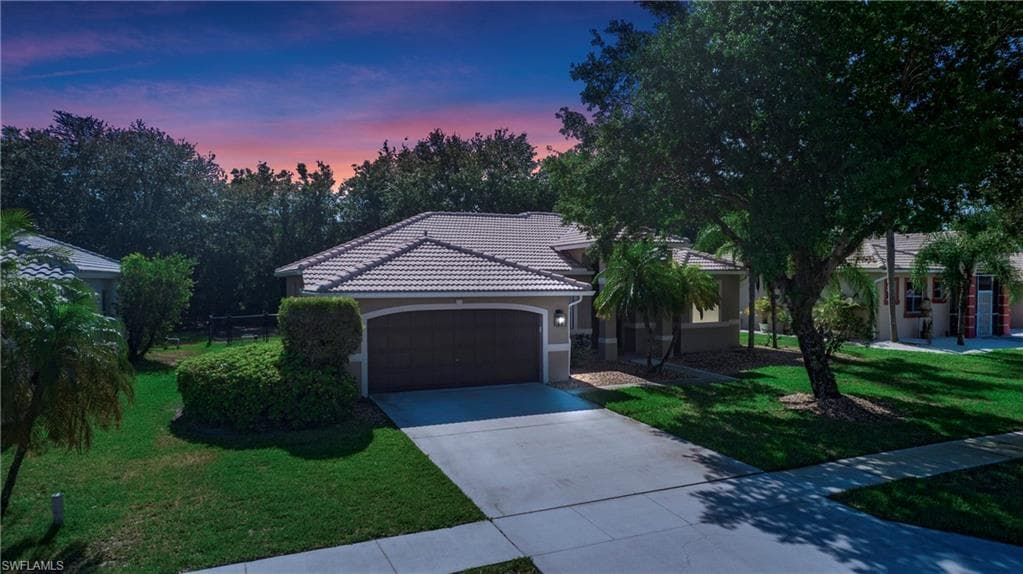 761 Grand Rapids Blvd, Naples, FL 34120-51