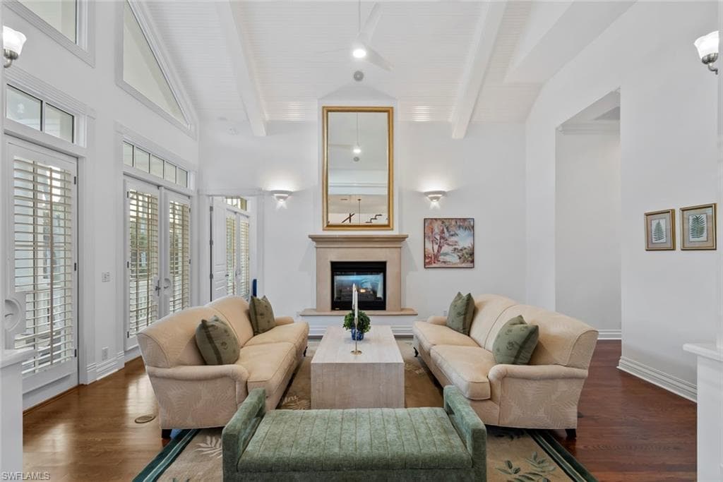 1551 Gulf Shore Blvd S, Naples, FL 34102-9