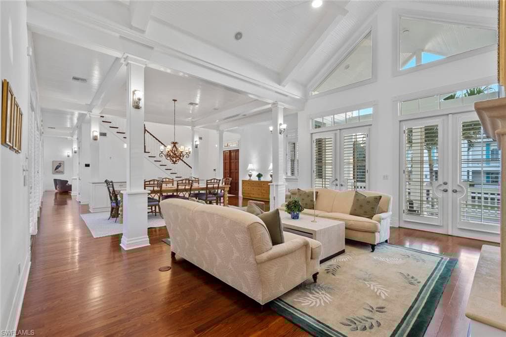 1551 Gulf Shore Blvd S, Naples, FL 34102-10