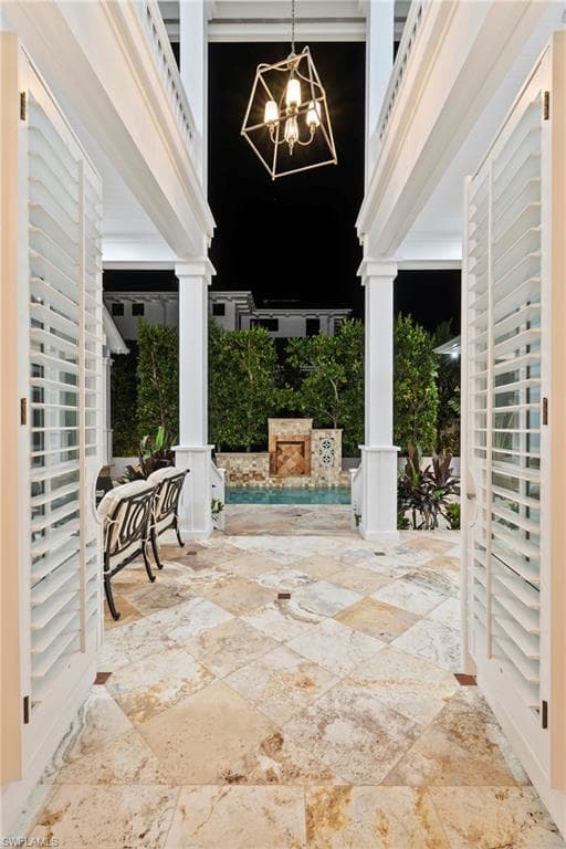 1551 Gulf Shore Blvd S, Naples, FL 34102-33
