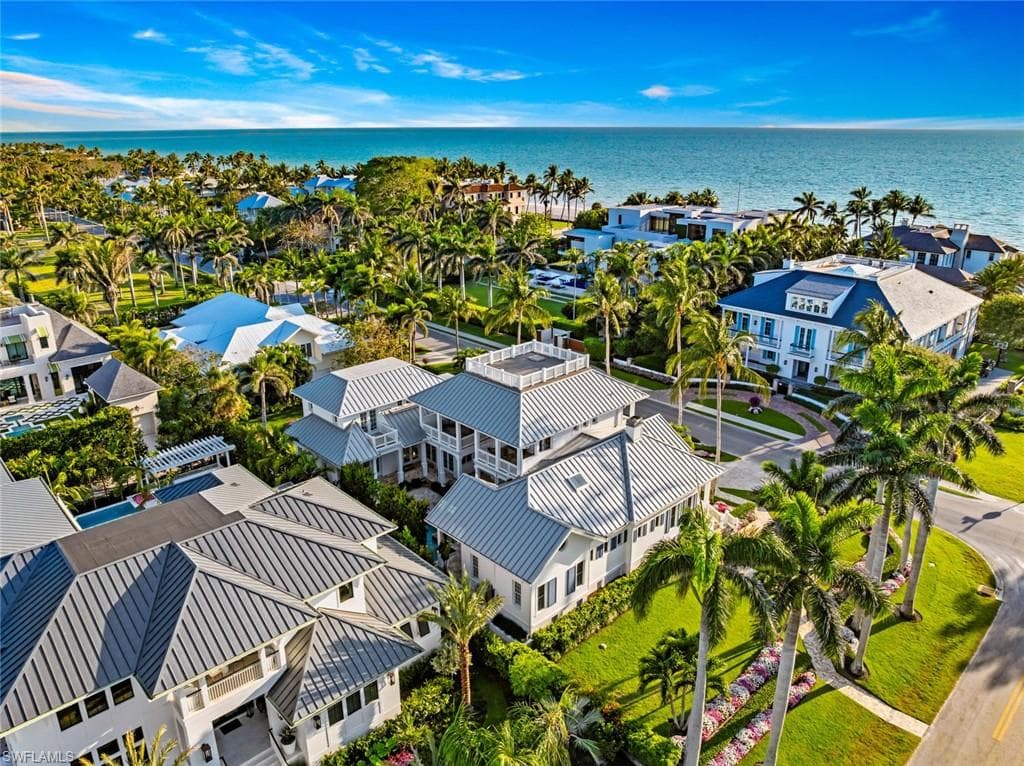 1551 Gulf Shore Blvd S, Naples, FL 34102-41