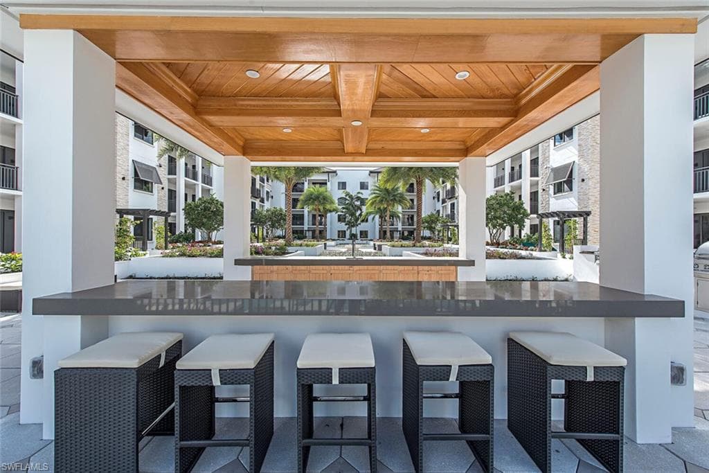 1030 3rd Ave S 504, Naples, FL 34102-19