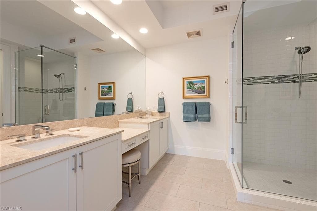 1030 3rd Ave S 504, Naples, FL 34102-8
