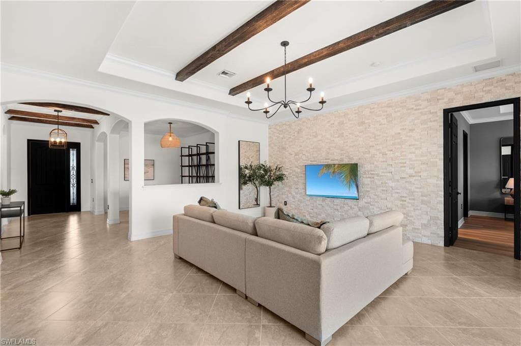 2067 Antigua Ln, Naples, FL 34120-9