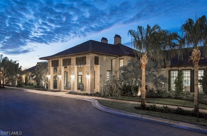 2067 Antigua Ln, Naples, FL 34120-45