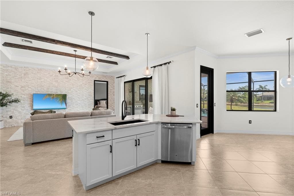 2067 Antigua Ln, Naples, FL 34120-6