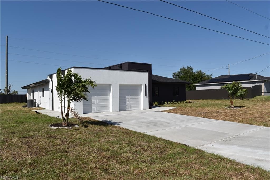 1111 Embers Ter, Cape Coral, FL 33991-3