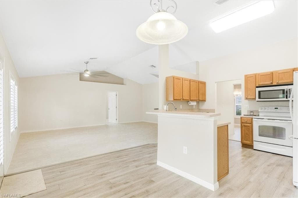 3210 31st St W, Lehigh Acres, FL 33971-9