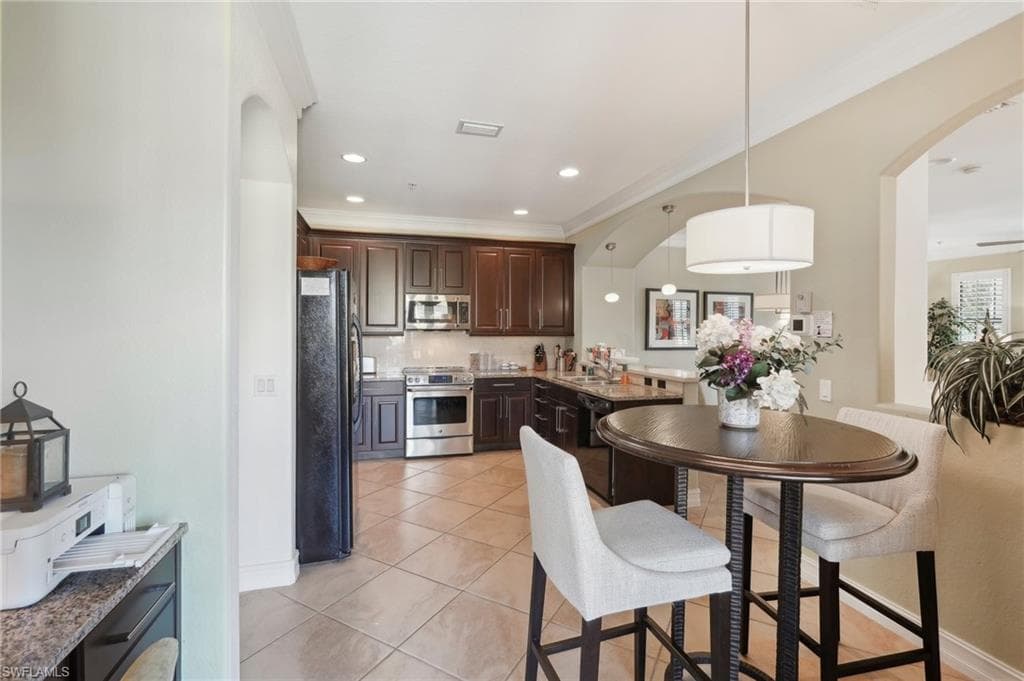 9108 Capistrano St S 7401, Naples, FL 34113-12