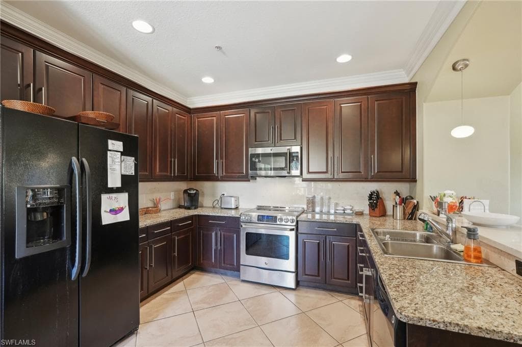 9108 Capistrano St S 7401, Naples, FL 34113-14