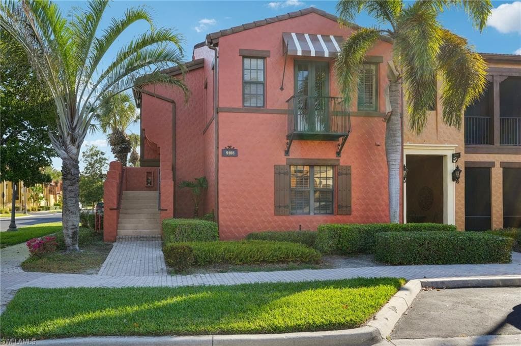 9108 Capistrano St S 7401, Naples, FL 34113-2