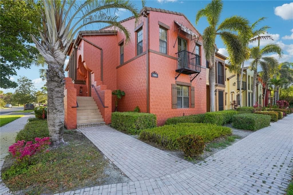 9108 Capistrano St S 7401, Naples, FL 34113-3