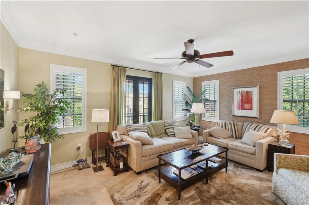 9108 Capistrano St S 7401, Naples, FL 34113-6