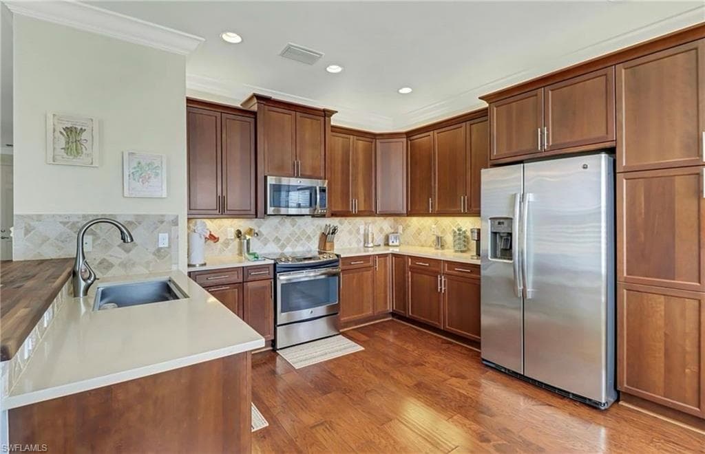 3402 Tigris Ln, Naples, FL 34119-4