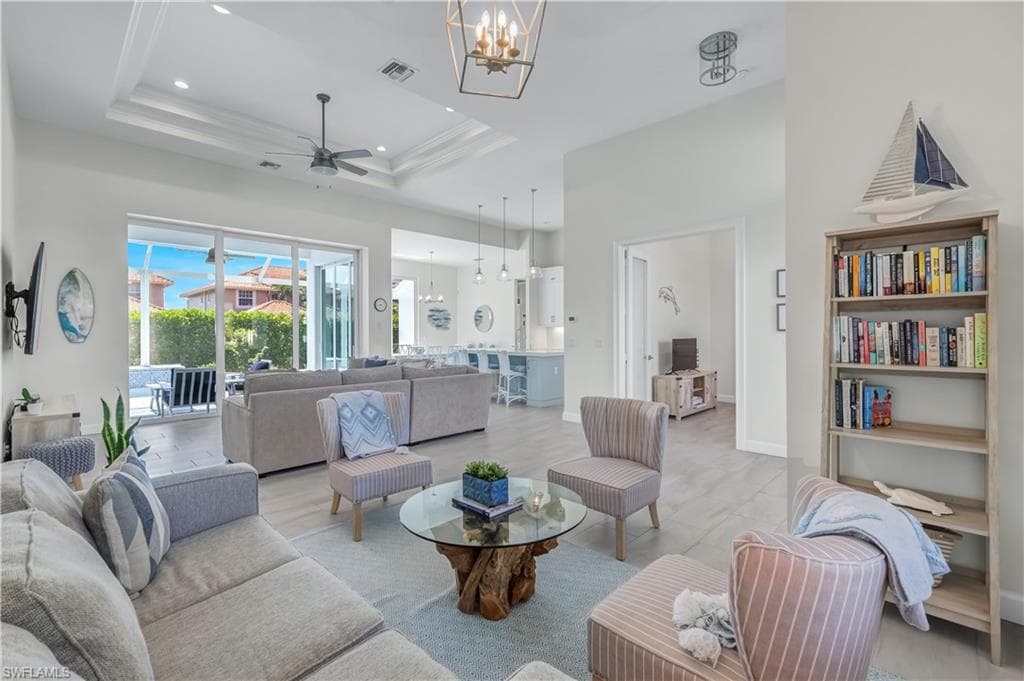 540 Fieldstone Dr, Marco Island, FL 34145-15