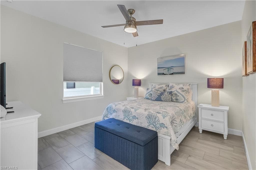 540 Fieldstone Dr, Marco Island, FL 34145-23