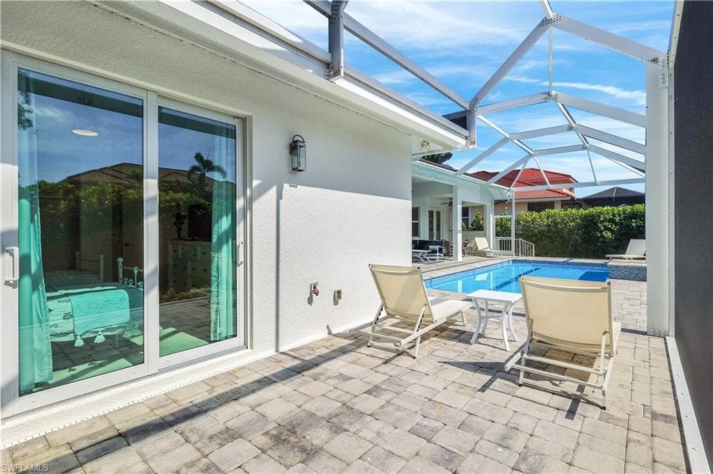 540 Fieldstone Dr, Marco Island, FL 34145-33