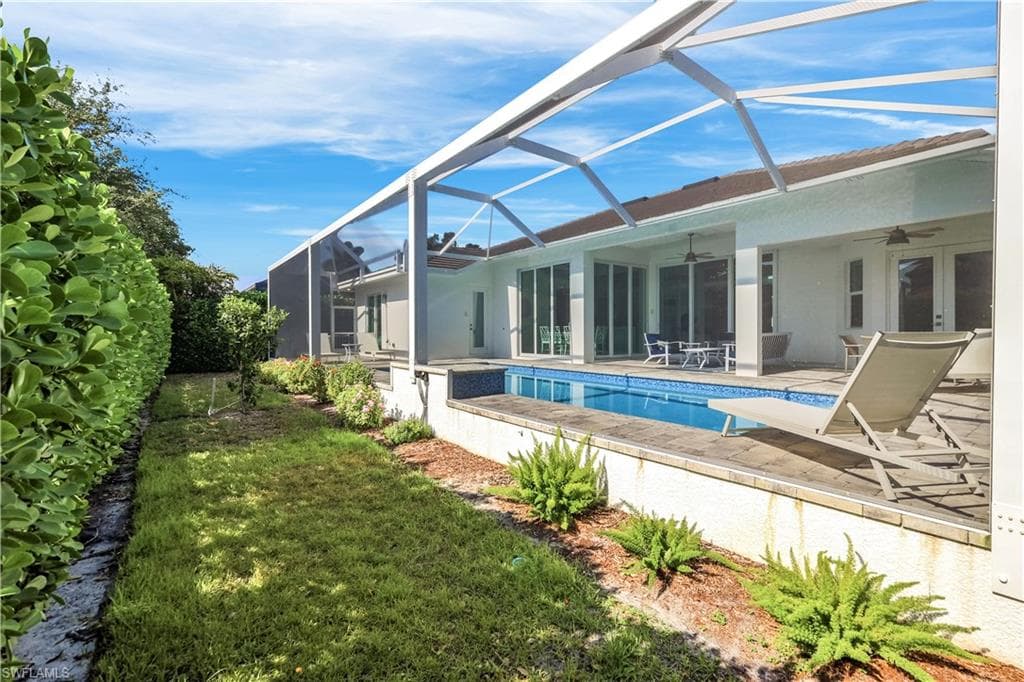 540 Fieldstone Dr, Marco Island, FL 34145-38