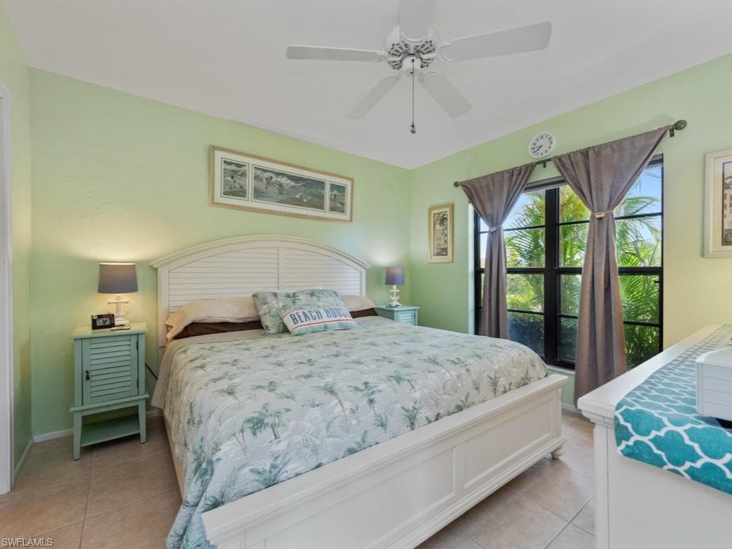 27 Greenbrier St 6-109, Marco Island, FL 34145-13