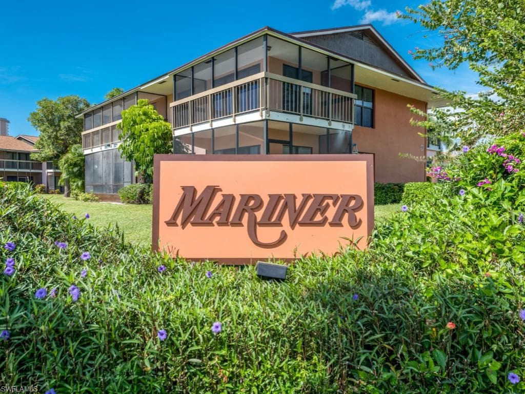 27 Greenbrier St 6-109, Marco Island, FL 34145-1