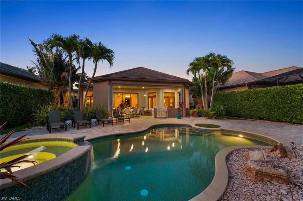 28708 La Caille Dr, Naples, FL 34119-2