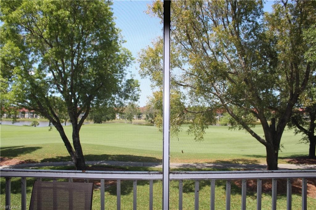 2710 Cypress Trace Cir 3029, Naples, FL 34119-16
