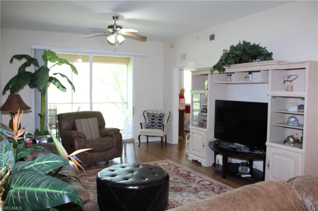2710 Cypress Trace Cir 3029, Naples, FL 34119-3