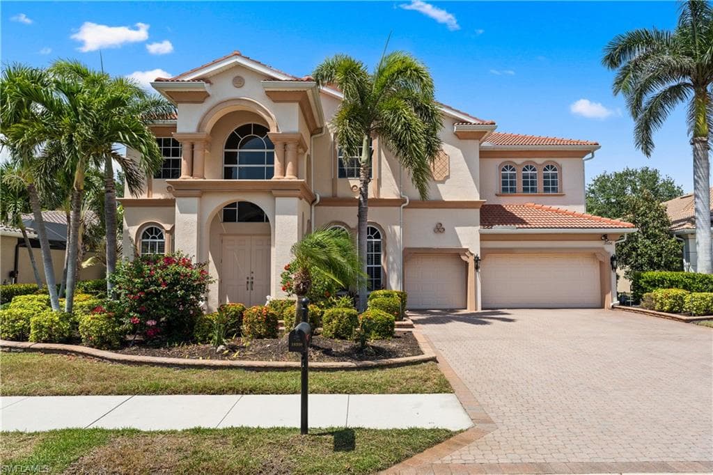19356 La Serena Dr, Estero, FL 33967-2