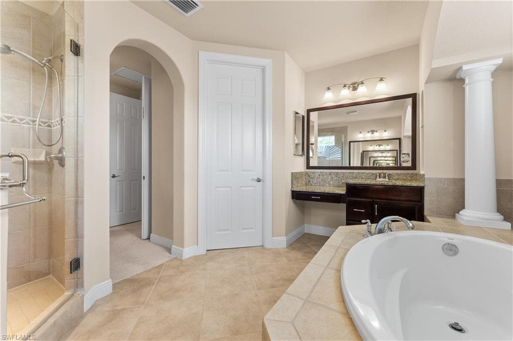 19356 La Serena Dr, Estero, FL 33967-32
