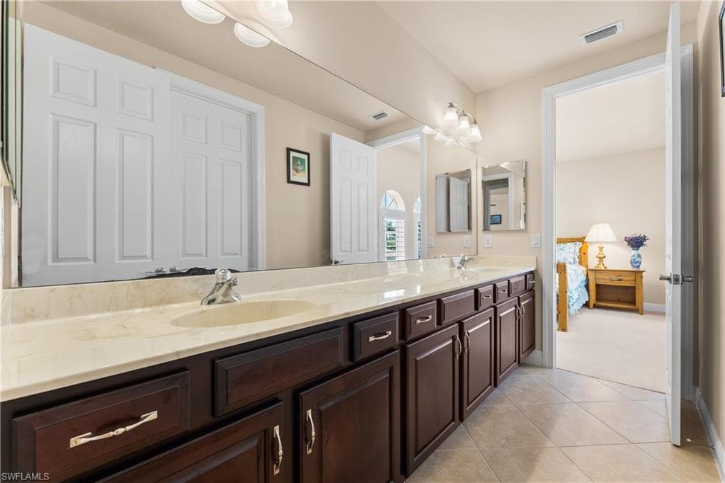 19356 La Serena Dr, Estero, FL 33967-35