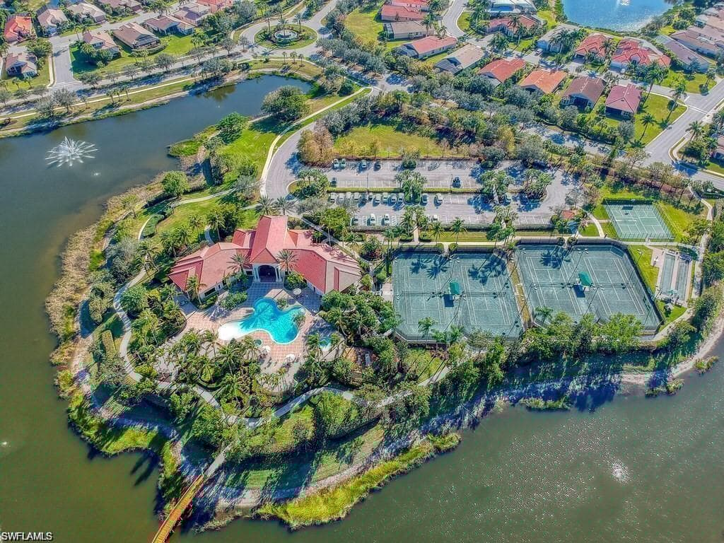 19356 La Serena Dr, Estero, FL 33967-47