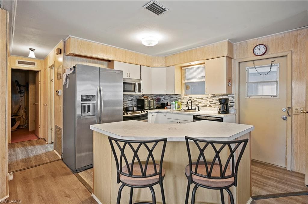 653 Future Dr, North Fort Myers, FL 33917-10