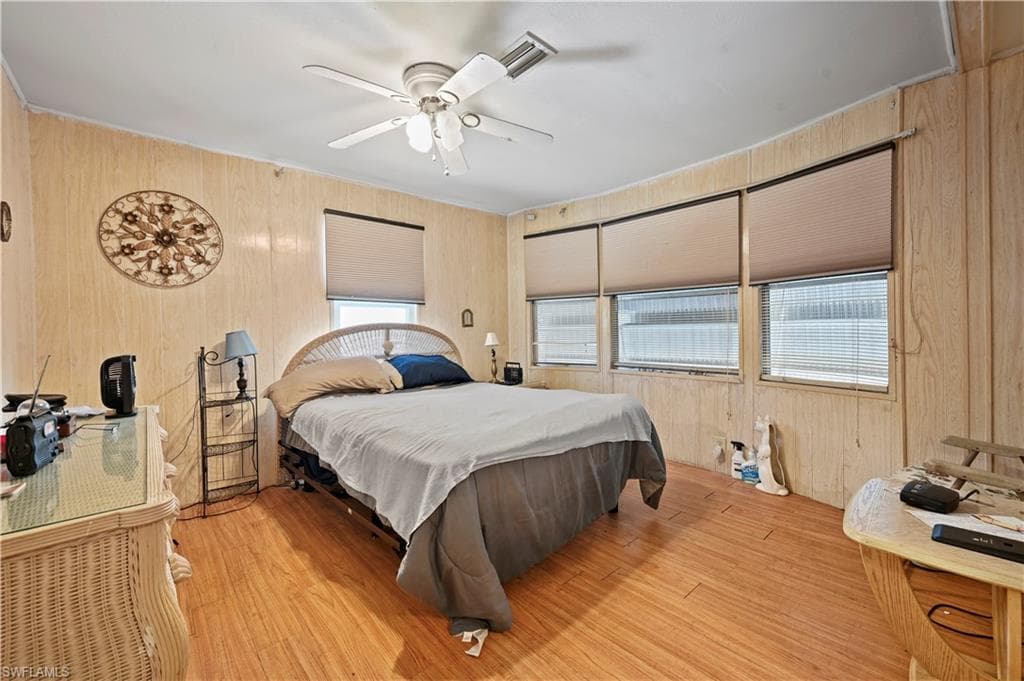 653 Future Dr, North Fort Myers, FL 33917-12