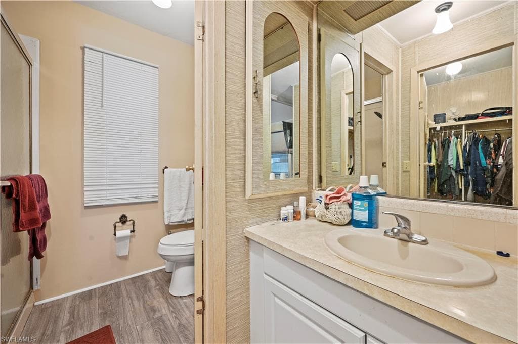 653 Future Dr, North Fort Myers, FL 33917-14