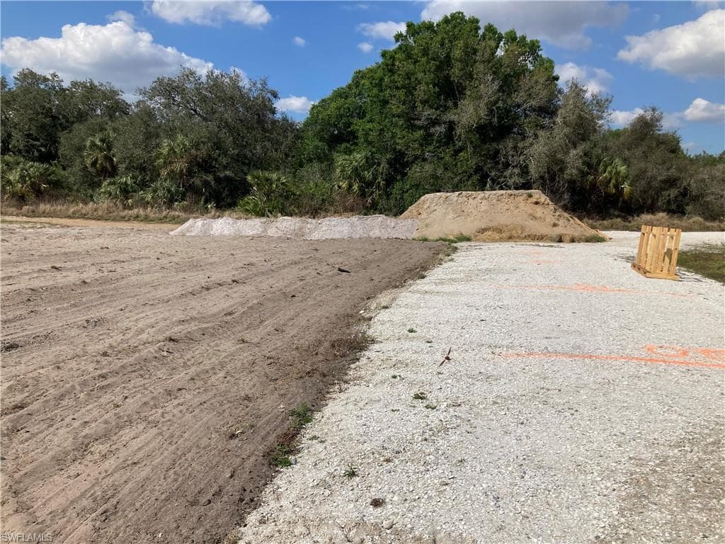 46310 Neal Rd, Punta Gorda, FL 33982-28