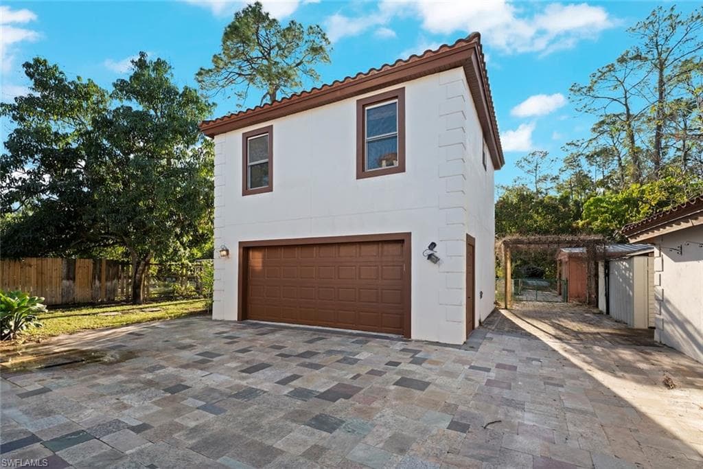 2605 64th St SW, Naples, FL 34105-36