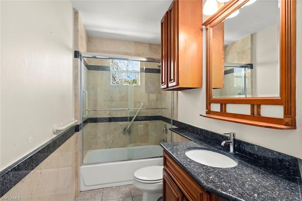 2605 64th St SW, Naples, FL 34105-43