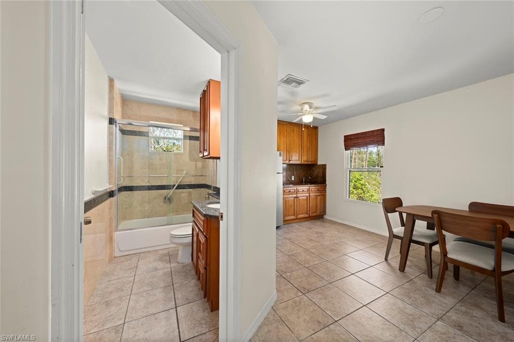 2605 64th St SW, Naples, FL 34105-44
