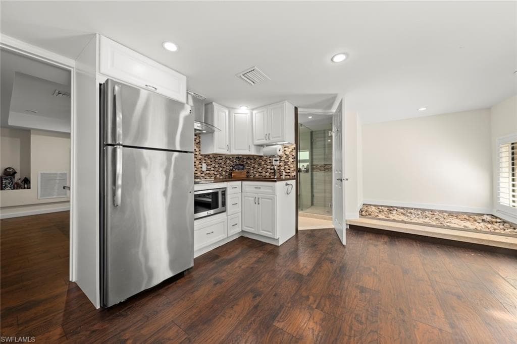 2605 64th St SW, Naples, FL 34105-45