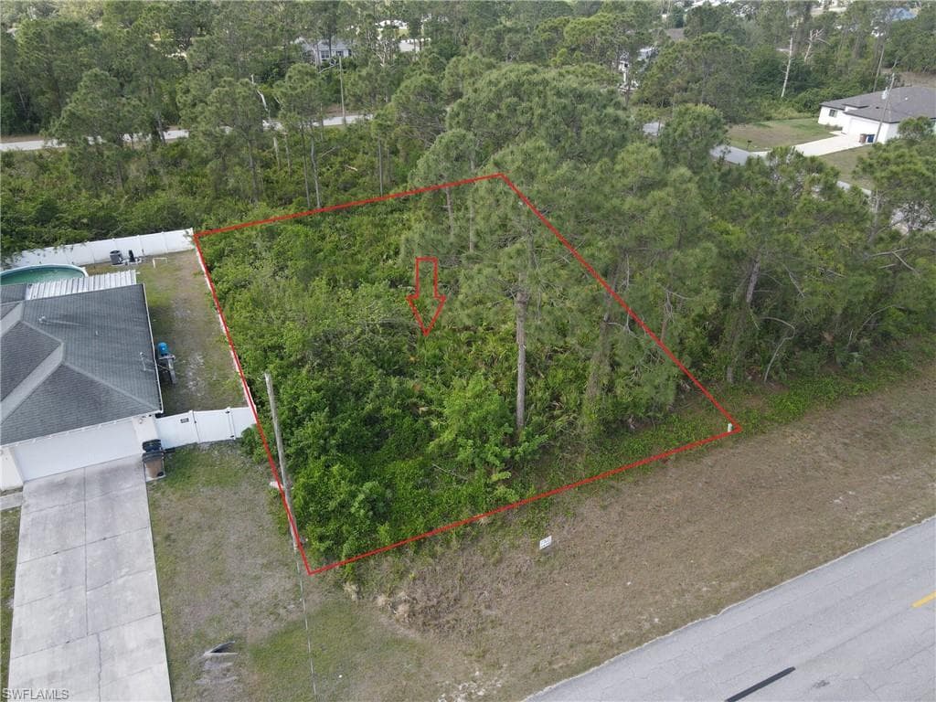 1108 Nimitz Blvd, Lehigh Acres, FL 33974-4