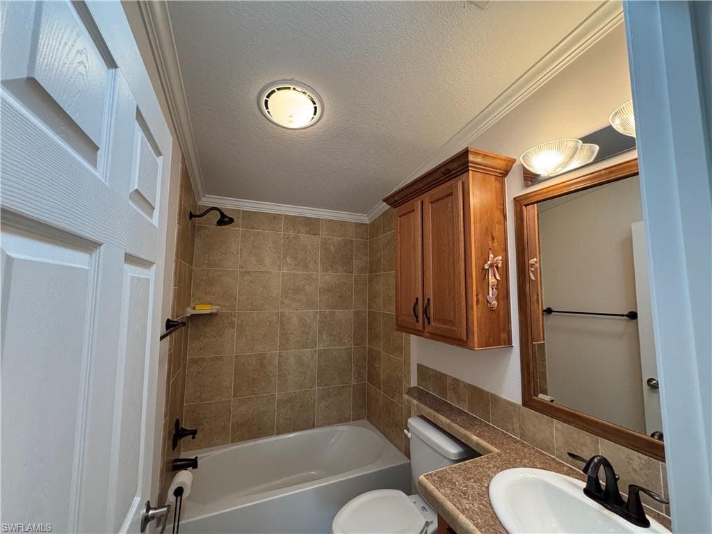 10081 Willowood Dr B95, Fort Myers, FL 33905-14