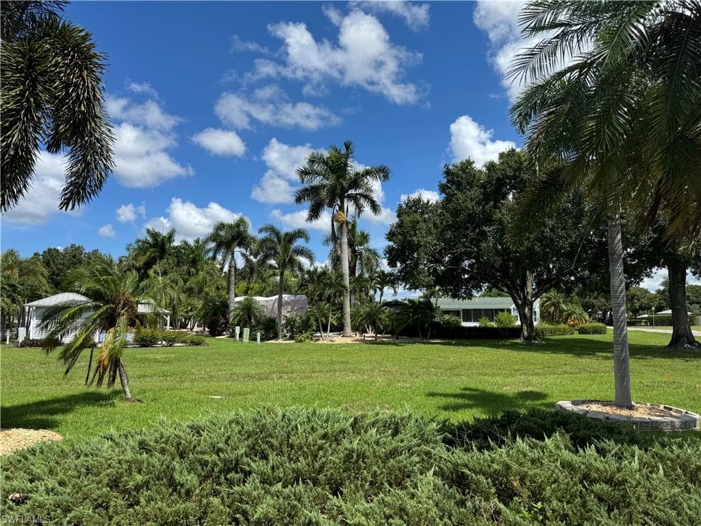 10081 Willowood Dr B95, Fort Myers, FL 33905-5