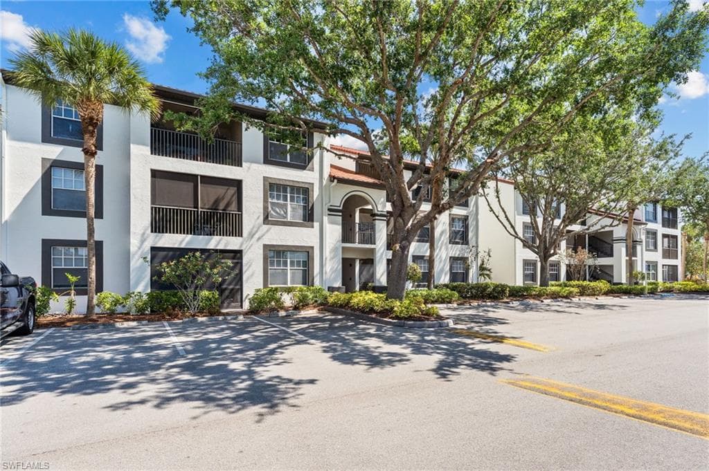 7940 Preserve Cir 914, Naples, FL 34119-1