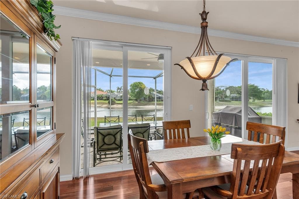 7859 Berkshire Pines Dr, Naples, FL 34104-11