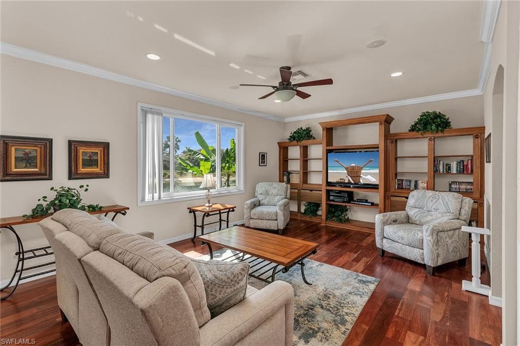 7859 Berkshire Pines Dr, Naples, FL 34104-13